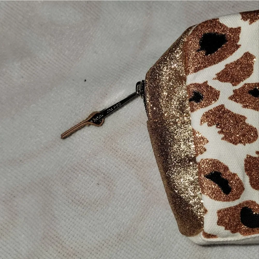 Marc Jacobs Daisy Zippered Makeup Travel Cosmetic Bag Cheetah Print w Shimmer